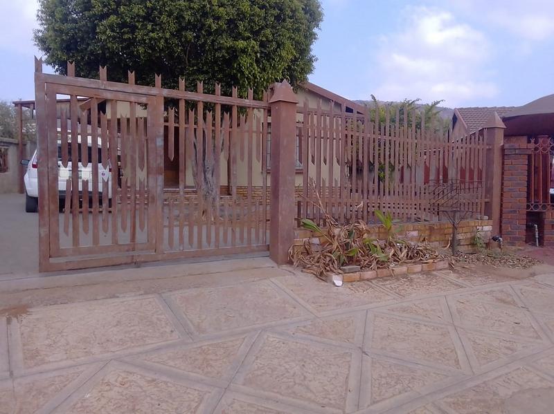 3 Bedroom Property for Sale in Tlhabane West North West
